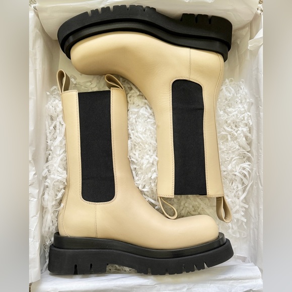 SOLD - NEW Bottega Veneta Lug Boot - Picture 4 of 10